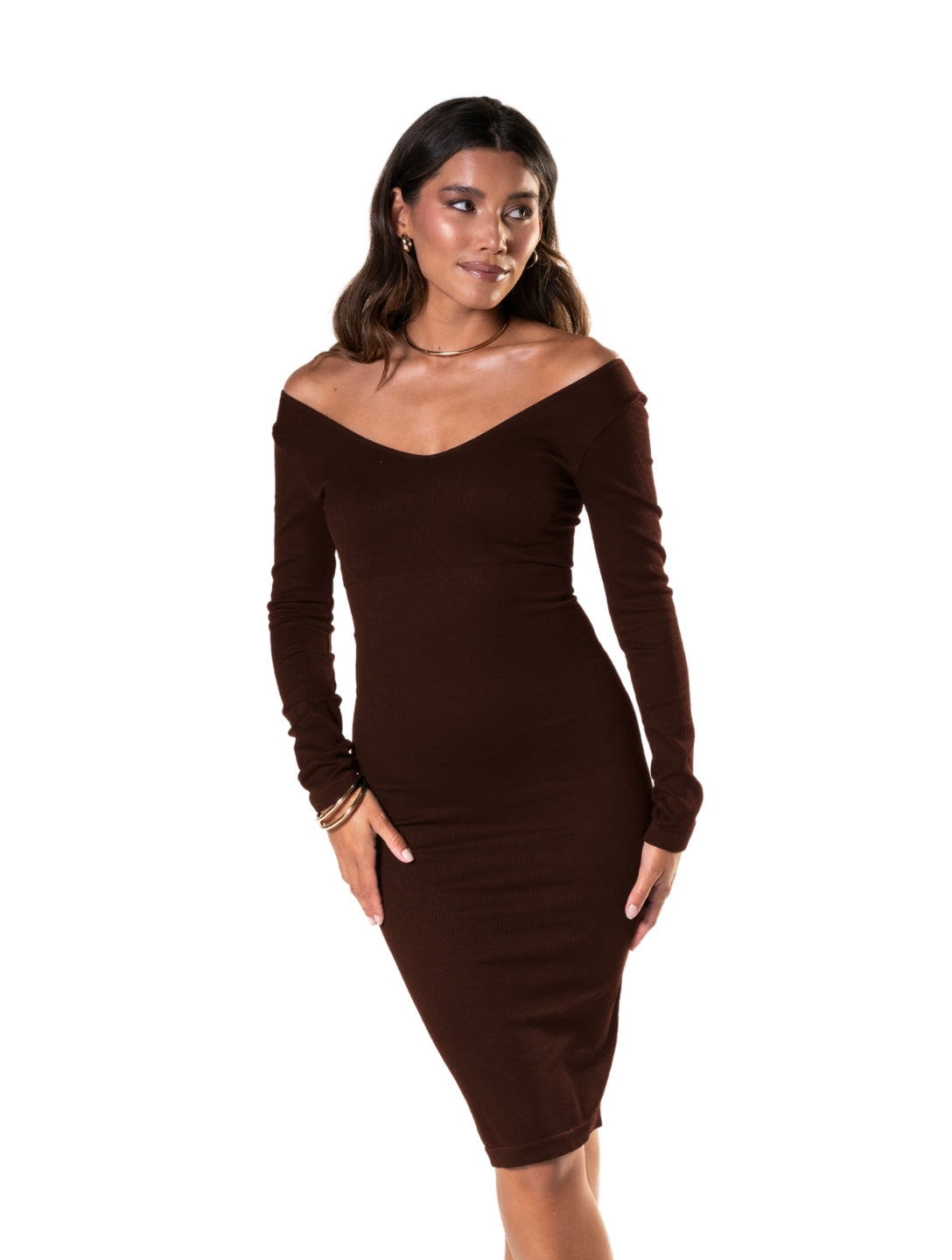 Robe gainante à manches longues et col en V